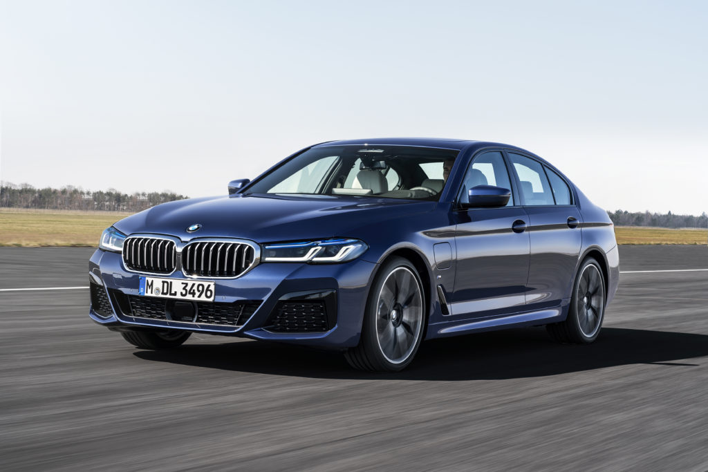 BMW Seri 5 (G30 520i)